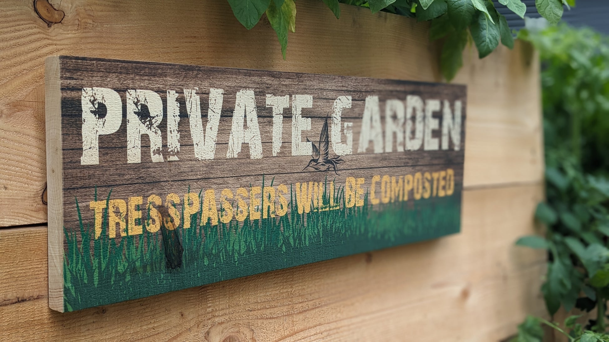 Outdoor decor sign